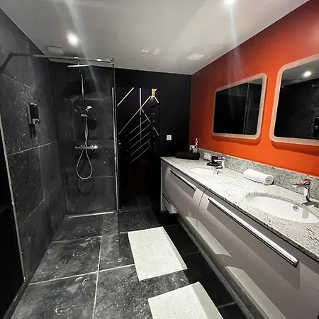 Nyx D'exception Aparthotel
